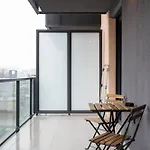 Waterfront Azure Loft With Free Parking * 부다페스트