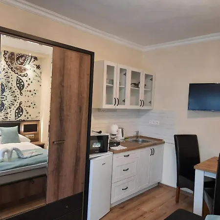 Kek Laguna Wellness 4* Эгерсалок