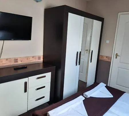 Kek Laguna Wellness Gasthof Egerszalók
