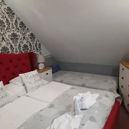 Kek Laguna Wellness Guest house Egerszalok