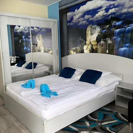 Kek Laguna Wellness Эгерсалок