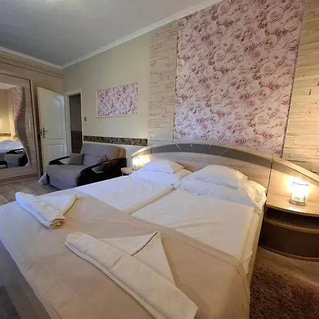 Гостевой дом Kek Laguna Wellness Эгерсалок