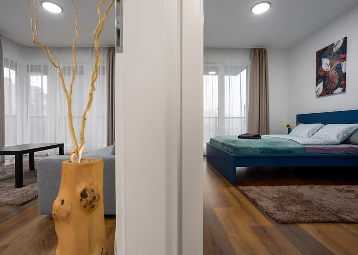 Waterfront Azure Loft With Free Parking Budapest