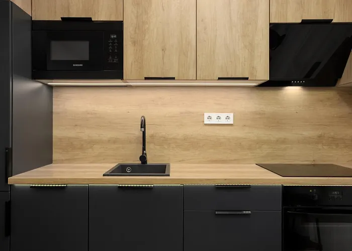 Waterfront Azure Loft With Free Parking Lejlighed *