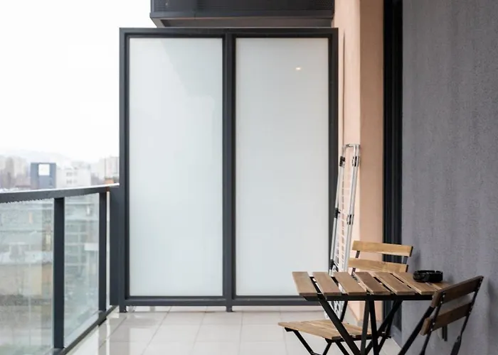Waterfront Azure Loft With Free Parking * ブダペスト
